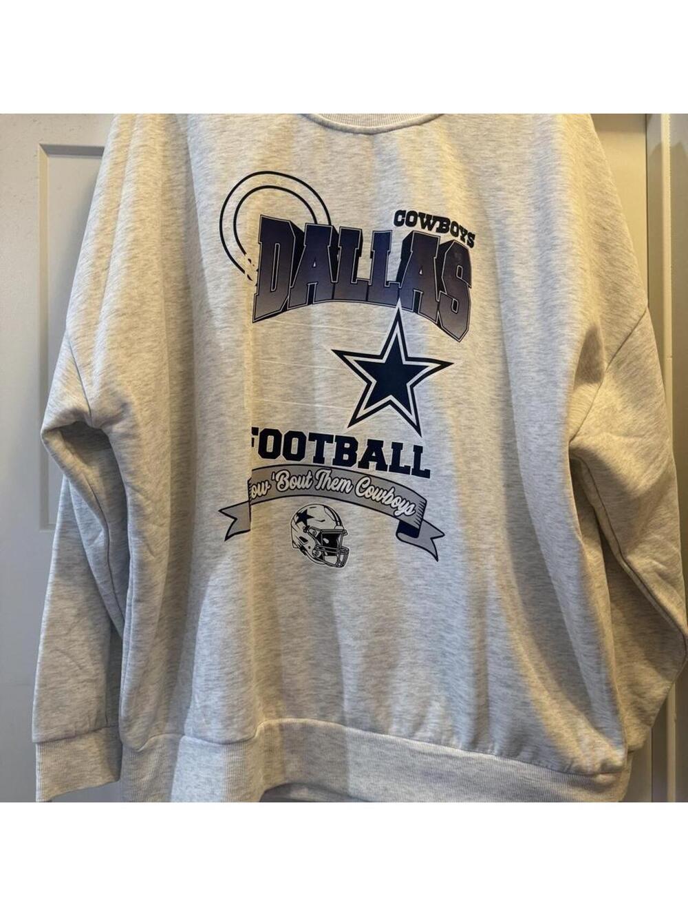 Gameday Couture Men's Grey Sweatshirt